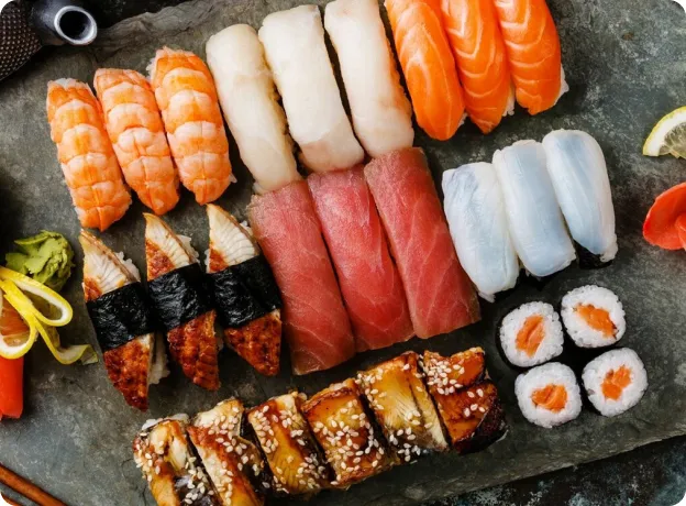 Фотографія декількох різновидів кейтерінгів